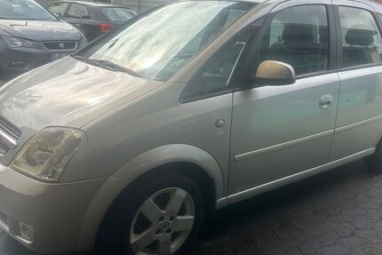 Opel Meriva 70.000 km 2.999 &euro; Düsseldorf 40231