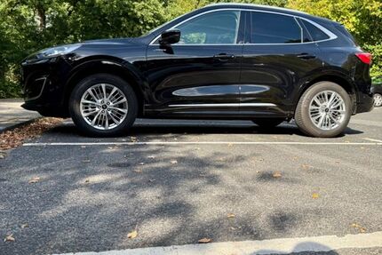 Ford Kuga 24.500 km 25.900 &euro; Kaarst 41564