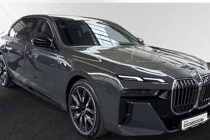 BMW M760 13.820 km 104.815 &euro; Moers 47441