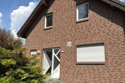 Haus Erkelenz - 11 Zimmer, 322 m&sup2;, 660.000&euro; | Angebot:27442122