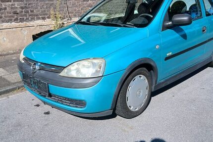 Opel Corsa 176.250 km 1.350 &euro; Duisburg 47198