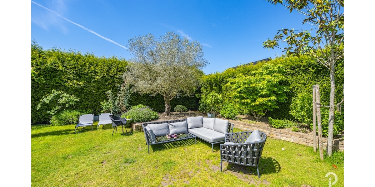 Repräsentatives Einfamilienhaus mit großem Garten. Ein sonniges Paradies mit 4-5 Zimmer für Familien - Einfamilienhaus Jüchen | Angebot:27566533