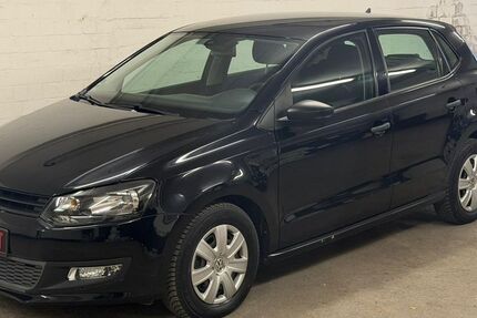 VW Polo 83.680 km 5.400 &euro; Düsseldorf 40468