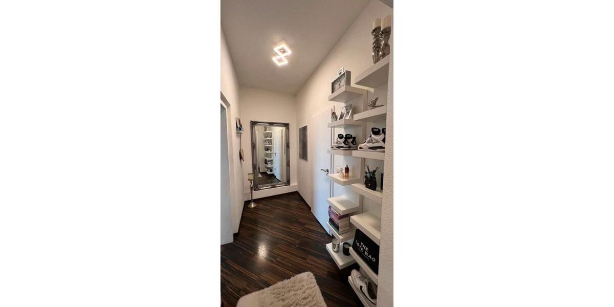 Dachgeschoßwohnung Mönchengladbach - 2 Zimmer, 51 m&sup2;, 750&euro; | Angebot:27547811