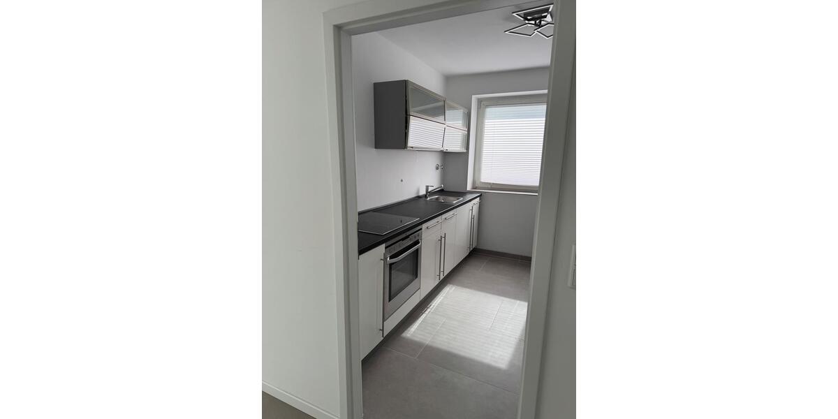 Etagenwohnung Monheim am Rhein - 3 Zimmer, 78 m&sup2;, 1.300&euro; | Angebot:27553794