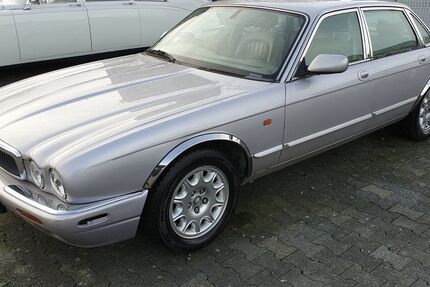 Jaguar XJ 209.200 km 4.000 &euro; Duisburg 47169