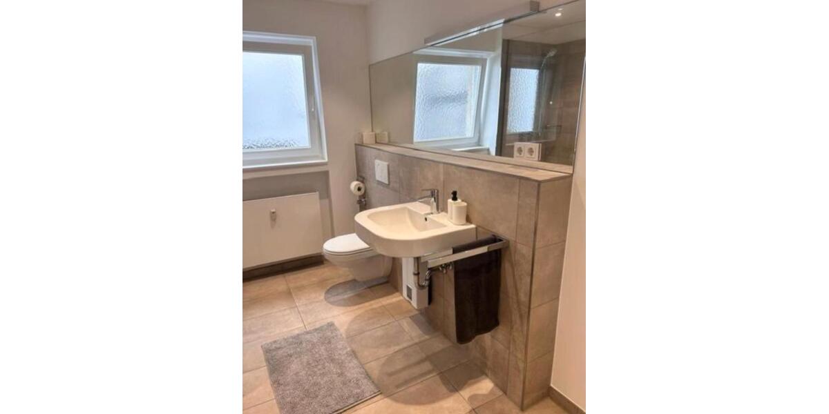 Etagenwohnung Düsseldorf - 2 Zimmer, 62 m&sup2;, 1.364&euro; | Angebot:27547925