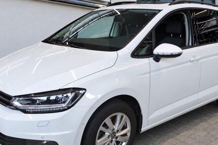 VW Touran 13.000 km 33.999 &euro; Meerbusch 40668