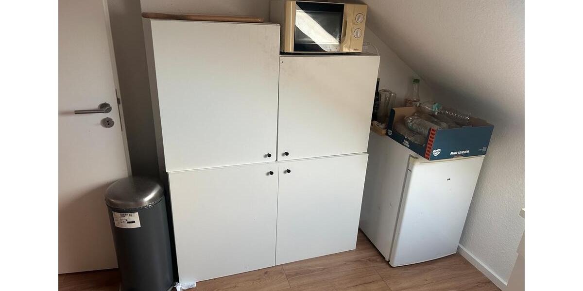 Dachgeschoßwohnung Krefeld - 2 Zimmer, 80 m&sup2;, 745&euro; | Angebot:27553891