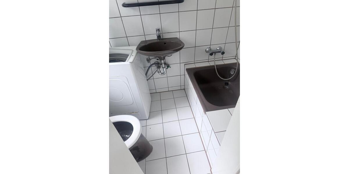 Etagenwohnung Düsseldorf Stadtbezirk 5 - 2 Zimmer, 35 m&sup2;, 550&euro; | Angebot:27542051