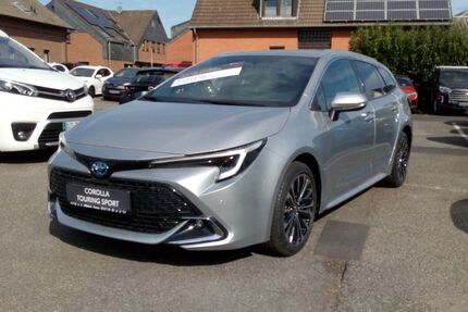 Toyota Corolla 2.500 km 31.980 &euro; Viersen 41748