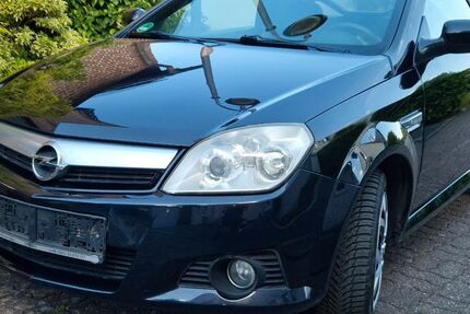 Opel Tigra 165.000 km 2.450 &euro; Korschenbroich 41352