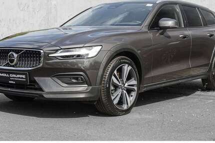 Volvo V60 Cross Country 34.816 km 35.440 &euro; Düsseldorf 40474