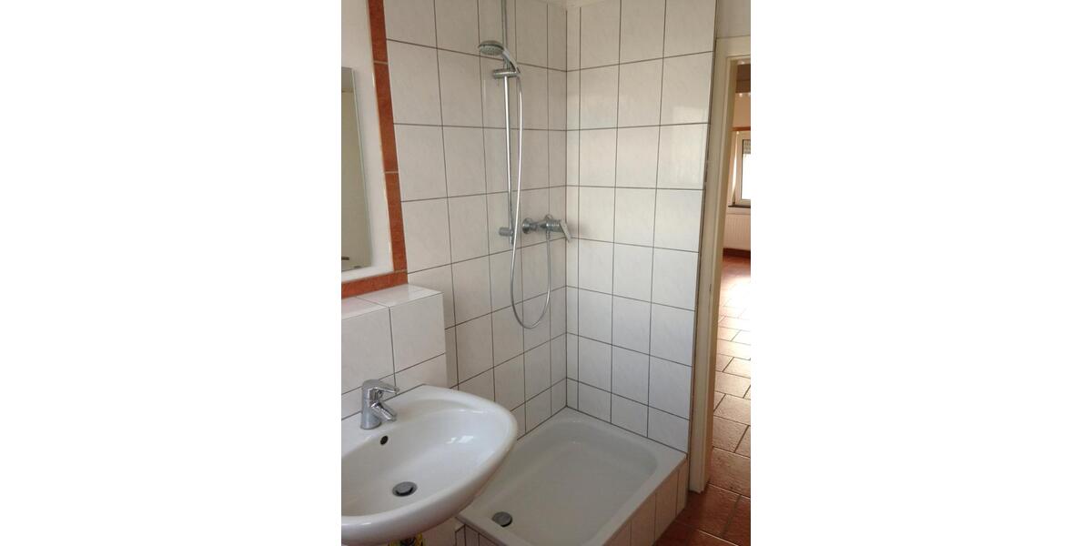 Dachgeschoßwohnung Grevenbroich Hemmerden - 2 Zimmer, 50 m&sup2;, 550&euro; | Angebot:27546753