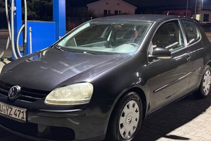 VW Golf 190.432 km 2.300 &euro; Duisburg 47148