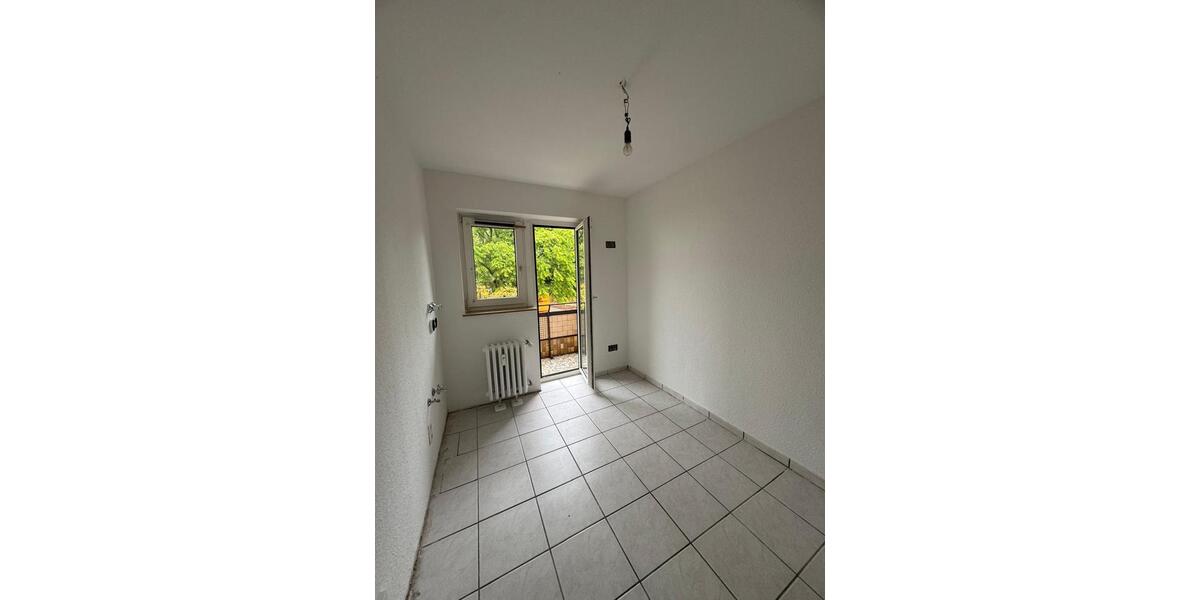 Etagenwohnung Düsseldorf Stadtbezirk 10 - 2 Zimmer, 62 m&sup2;, 682&euro; | Angebot:27547808