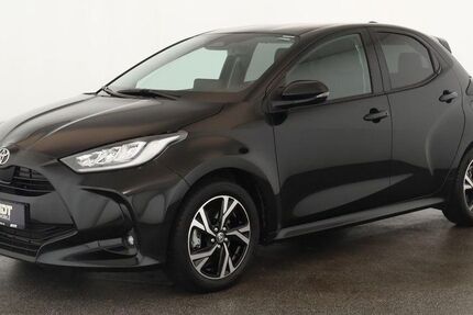 Toyota Yaris 18.200 km 22.184 &euro; Neuss 41460