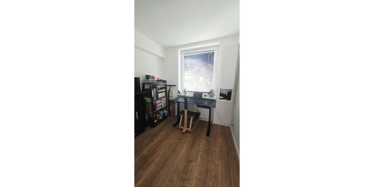 Dachgeschoßwohnung Düsseldorf Stadtbezirk 3 - 3 Zimmer, 63 m&sup2;, 1.690&euro; | Angebot:27545612