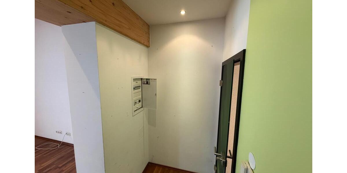 Etagenwohnung Duisburg Ruhrort - 2.5 Zimmer, 75 m&sup2;, 890&euro; | Angebot:27553888