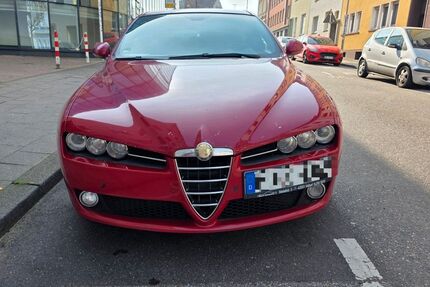 Alfa Romeo 159 289.000 km 1.300 &euro; Mönchengladbach 41061