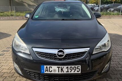 Opel Astra 182.500 km 4.500 &euro; Düsseldorf 40472