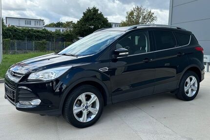 Ford Kuga 134.000 km 7.800 &euro; Neuss 41460