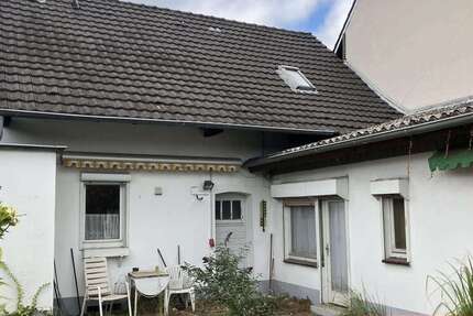 Haus Neuss Holzheim - 6 Zimmer, 100 m&sup2;, 245.000&euro; | Angebot:27505573