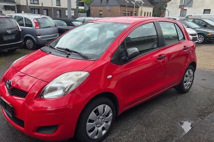 Toyota Yaris 148.000 km 3.999 &euro; Krefeld 47807