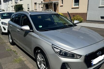 Hyundai i30 120.000 km 9.990 &euro; Duisburg 47169