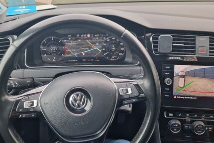 VW Golf 192.000 km 12.800 &euro; Düsseldorf 40625