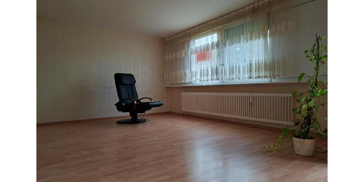 Erdgeschoßwohnung Dormagen Hackenbroich - 4 Zimmer, 91 m&sup2;, 240.000&euro; | Angebot:27535731