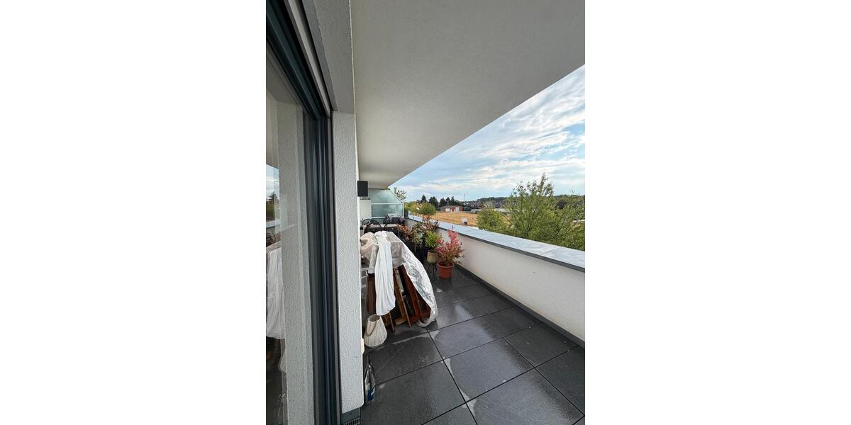 Etagenwohnung Meerbusch - 2 Zimmer, 81 m&sup2;, 1.350&euro; | Angebot:27550884