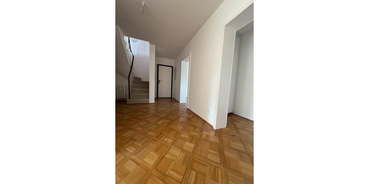 Maisonettenwohnung Düsseldorf Stadtbezirk 5 - 4 Zimmer, 148 m&sup2;, 525.000&euro; | Angebot:27457649