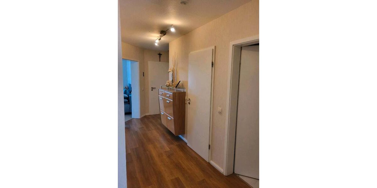 Etagenwohnung Bergheim - 3 Zimmer, 96 m&sup2;, 310.000&euro; | Angebot:27078463