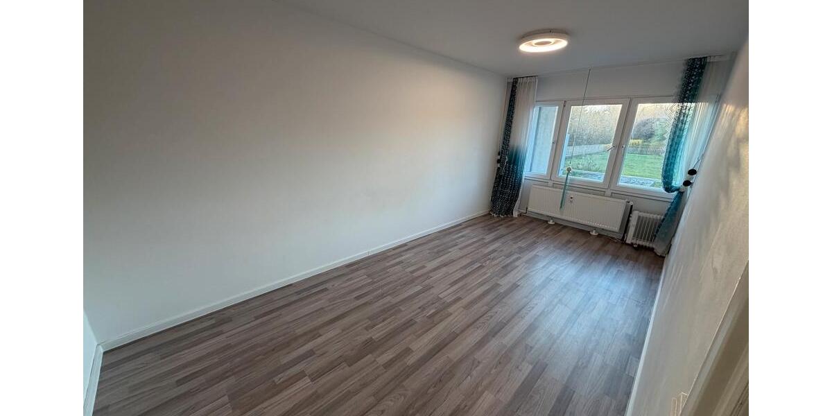 Erdgeschoßwohnung Ratingen Tiefenbroich - 3 Zimmer, 87 m&sup2;, 260.000&euro; | Angebot:27505494