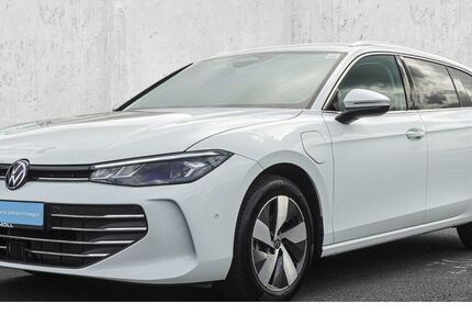 VW Passat Variant 8.500 km 39.990 &euro; Düsseldorf 40474