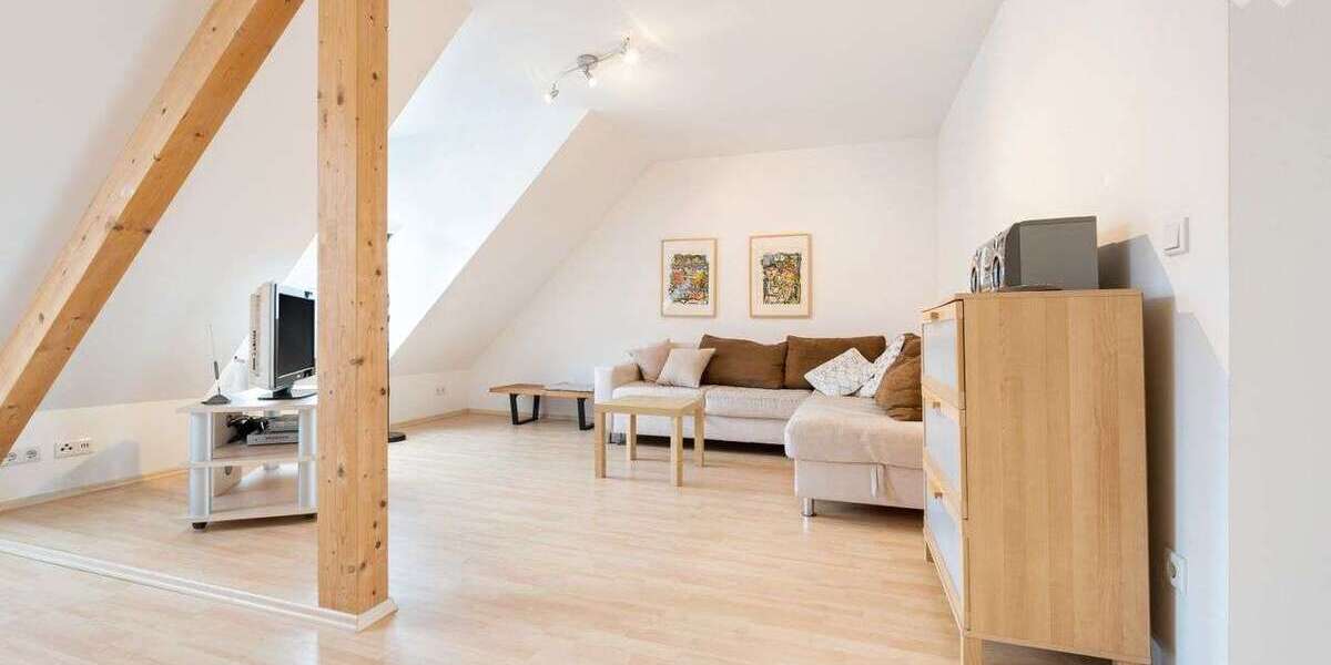 Zimmer Düsseldorf Friedrichstadt - 3 Zimmer, 1.300&euro; | Angebot:25383324