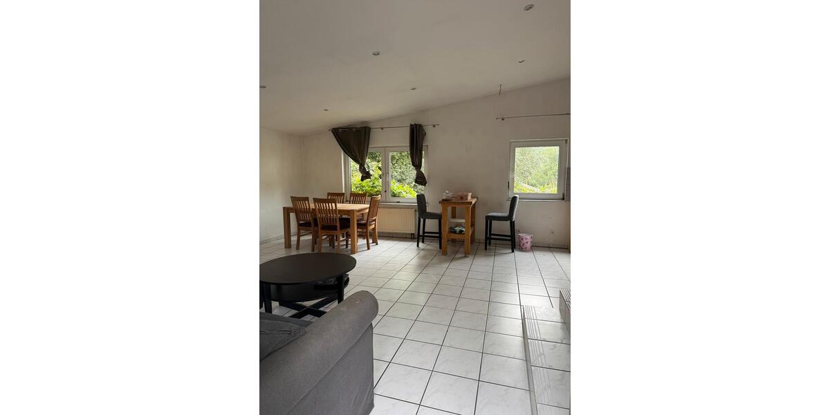 Hochparterre Düsseldorf Stadtbezirk 7 - 2 Zimmer, 65 m&sup2;, 1.200&euro; | Angebot:27553174