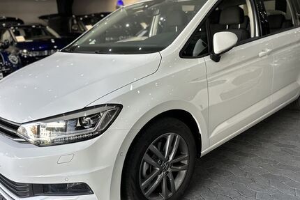 VW Touran 9.300 km 34.900 &euro; Krefeld 47799