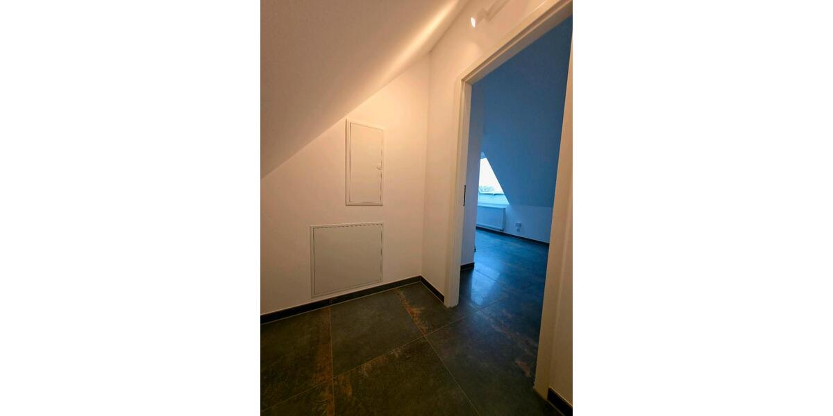 Dachgeschoßwohnung Kaarst - 1 Zimmer, 45 m&sup2;, 750&euro; | Angebot:27547044