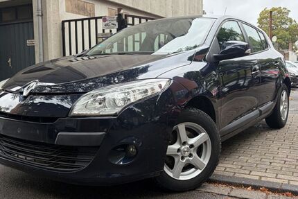 Renault Megane 200.000 km 2.490 &euro; Duisburg 47166