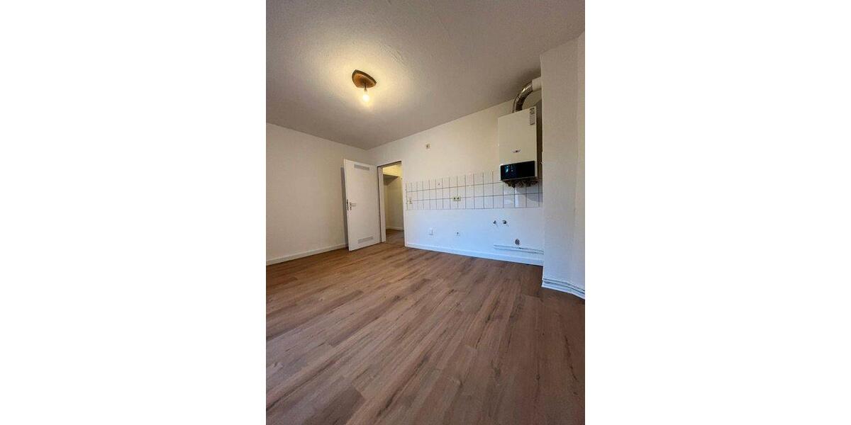 Etagenwohnung Duisburg Duisburg-Mitte - 2 Zimmer, 51 m&sup2;, 350&euro; | Angebot:27552041