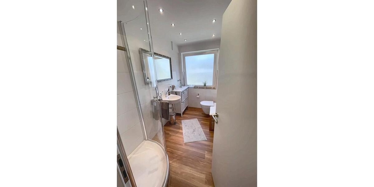 Etagenwohnung Düsseldorf Stadtbezirk 5 - 2 Zimmer, 60 m&sup2;, 250.000&euro; | Angebot:27534504