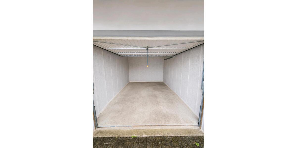 Etagenwohnung Solingen Mitte - 3 Zimmer, 83 m&sup2;, 243.000&euro; | Angebot:27462436