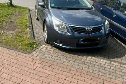 Toyota Avensis 164.500 km 7.500 &euro; Duisburg 47166