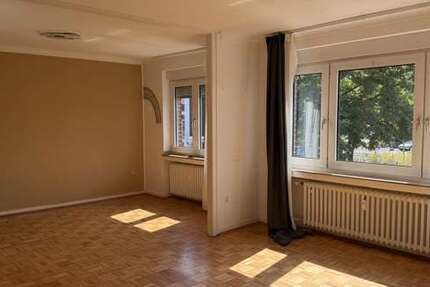 Wohnung Duisburg - 2 Zimmer, 90 m&sup2;, 695&euro; | Angebot:27248977