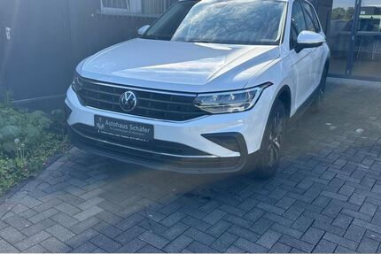 VW Tiguan 60.191 km 18.655 &euro; Monheim 40789