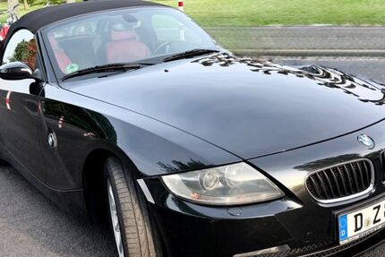BMW Z4 220.000 km 5.900 &euro; Düsseldorf 40549