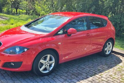 Seat Leon 75.000 km 6.700 &euro; Duisburg 47167