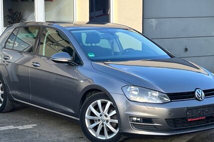 VW Golf 121.856 km 7.900 &euro; Neuss 41469